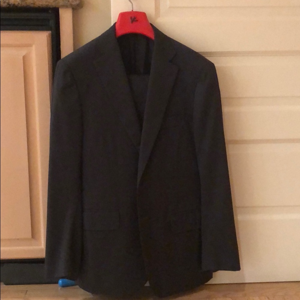 Isaia Aquaspider Gray Suit